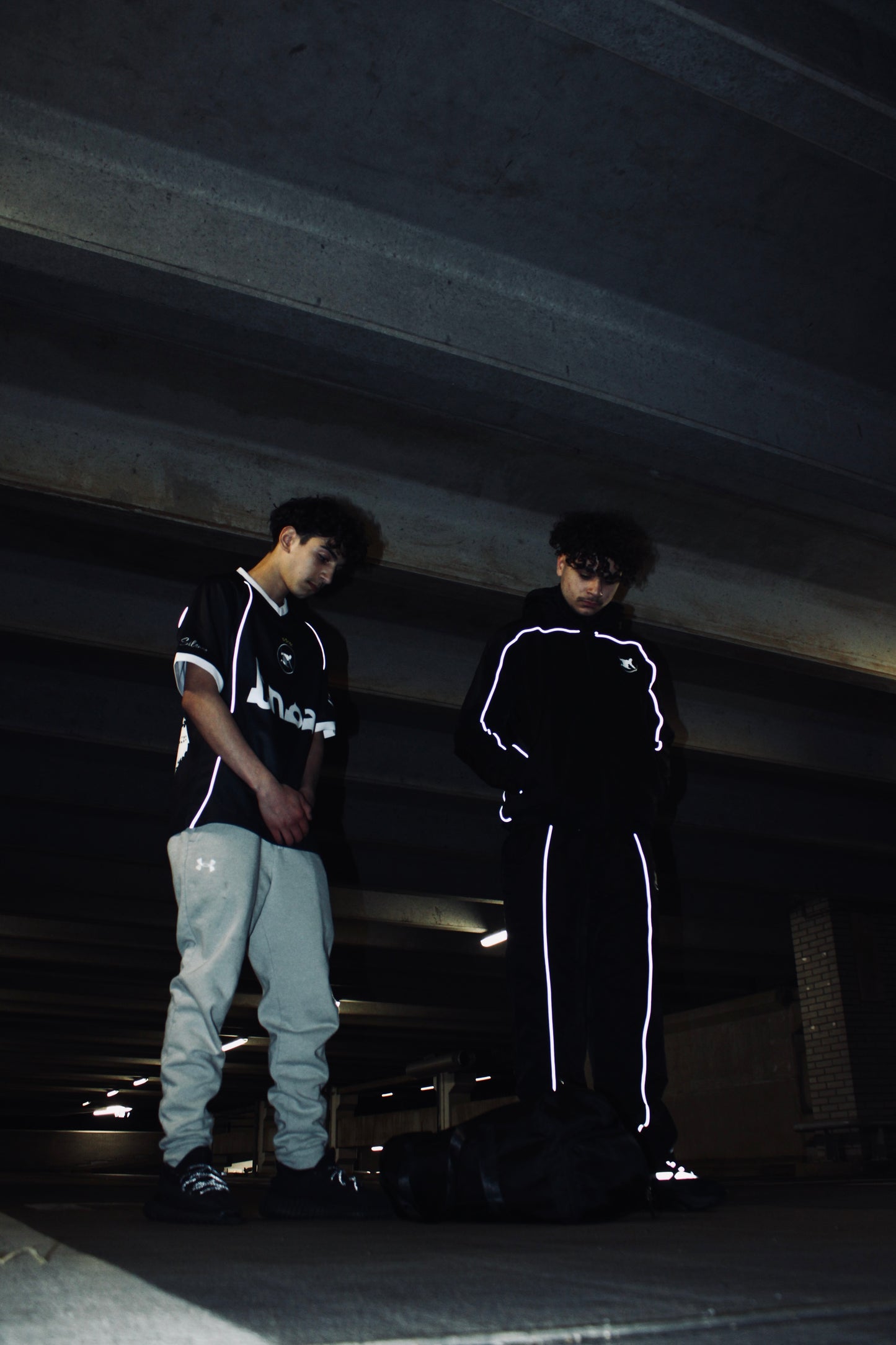REFLECTIVE FOOTBALL SHIRT - BLACK