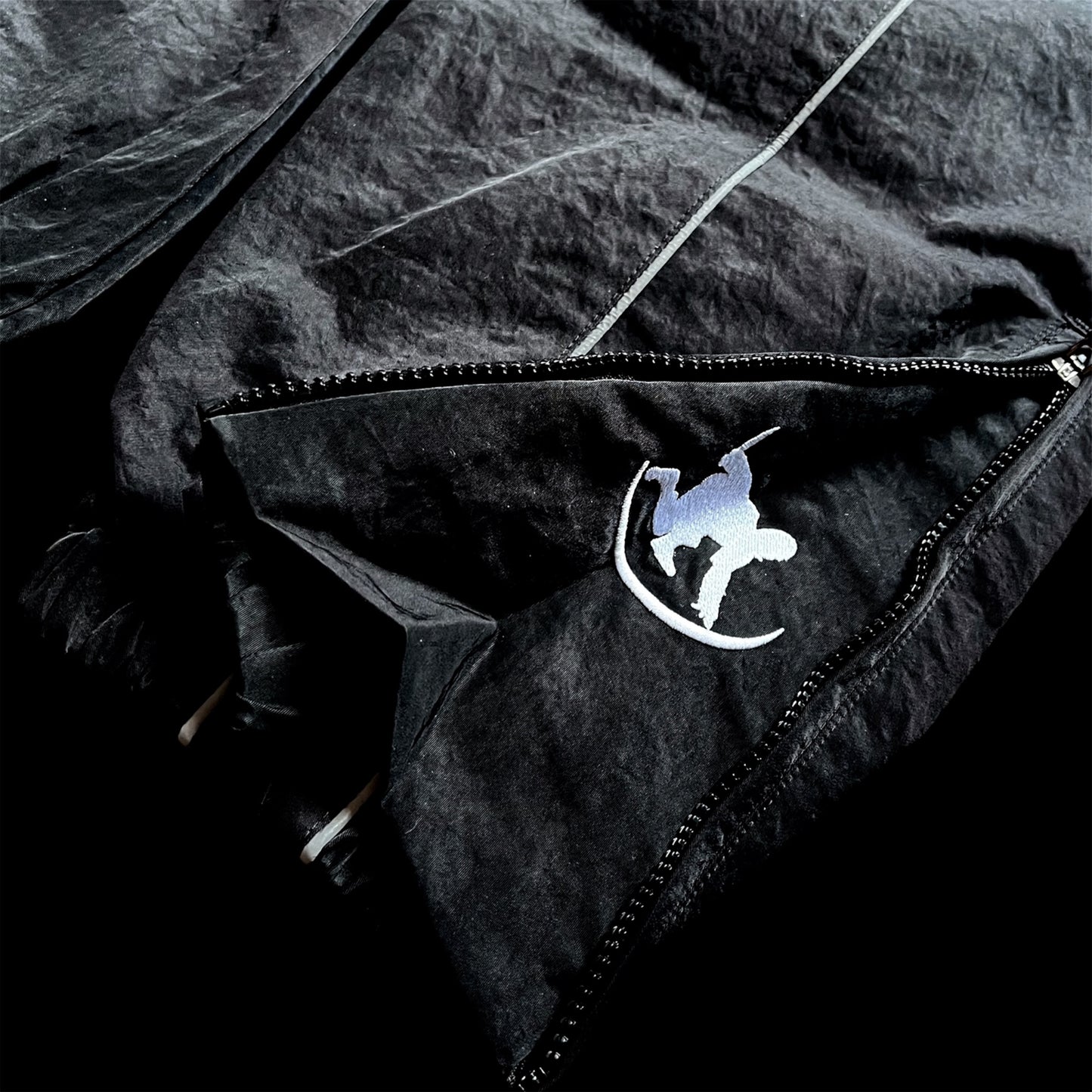 REFLECT WINDBREAKER SUIT - BLACK