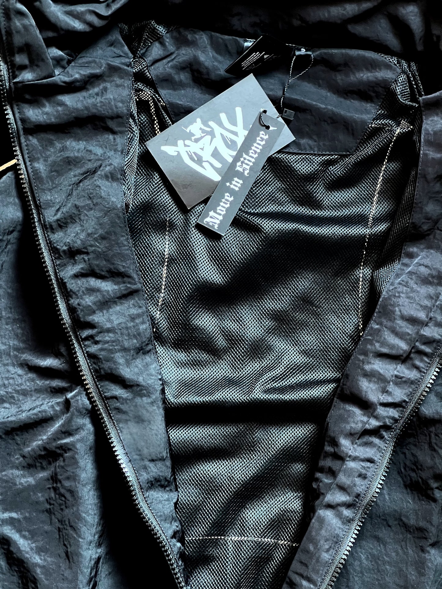 REFLECT WINDBREAKER SUIT - BLACK